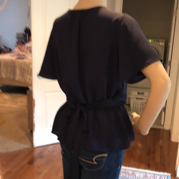 Short sleeve top - Picture 2 of 6